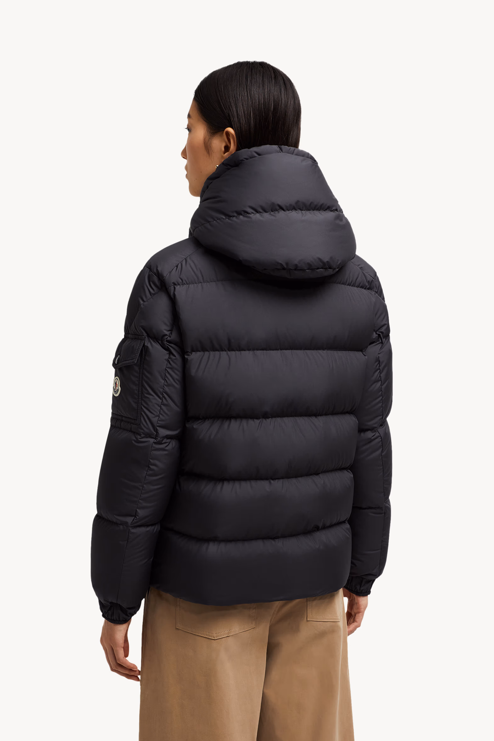 Doudoune courte à capuche Moncler Maya 70 Femmes Noir Moncler 5